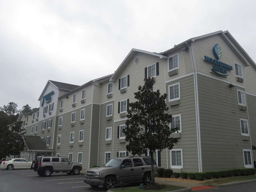 Woodspring Suites Gainesville I-75 מראה חיצוני תמונה